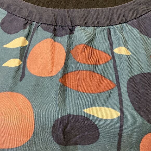 Boden size 12 Silk T Shirt Wide Neck Short Sleeve Abstract Floral Polka Dot - Picture 2 of 7